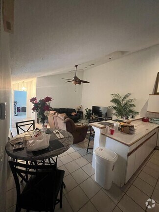 Building Photo - 14128 Lily Ct