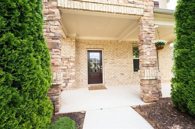 Building Photo - 1451 Torrington Dr