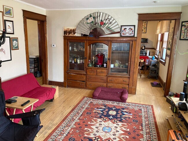 Foto del edificio - 601 E Burleigh St