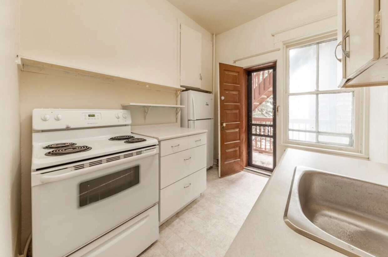 Photo du bâtiment - Edwin Apartments