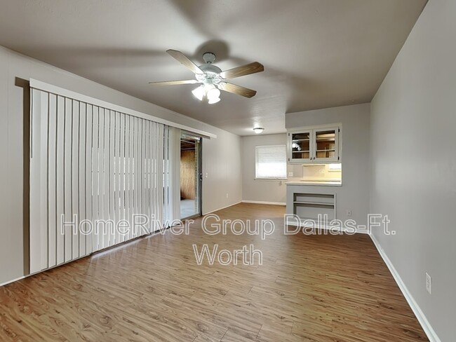Foto del edificio - 4628 Danville Dr