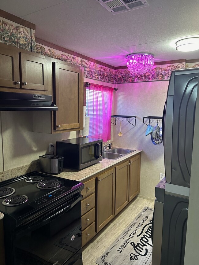 Foto del edificio - 325 Ronkonkoma Ave