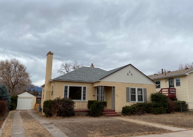 Stunning home on Sheridan - Stunning home on Sheridan