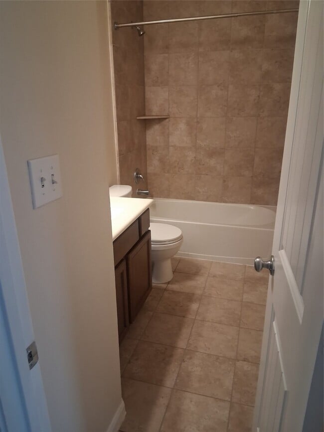 Building Photo - 13610 Spectacled Bear