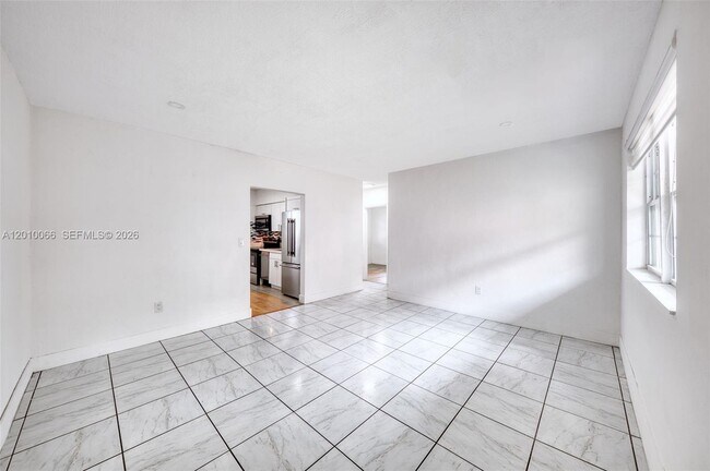 Foto del edificio - 1535 NW 53rd St