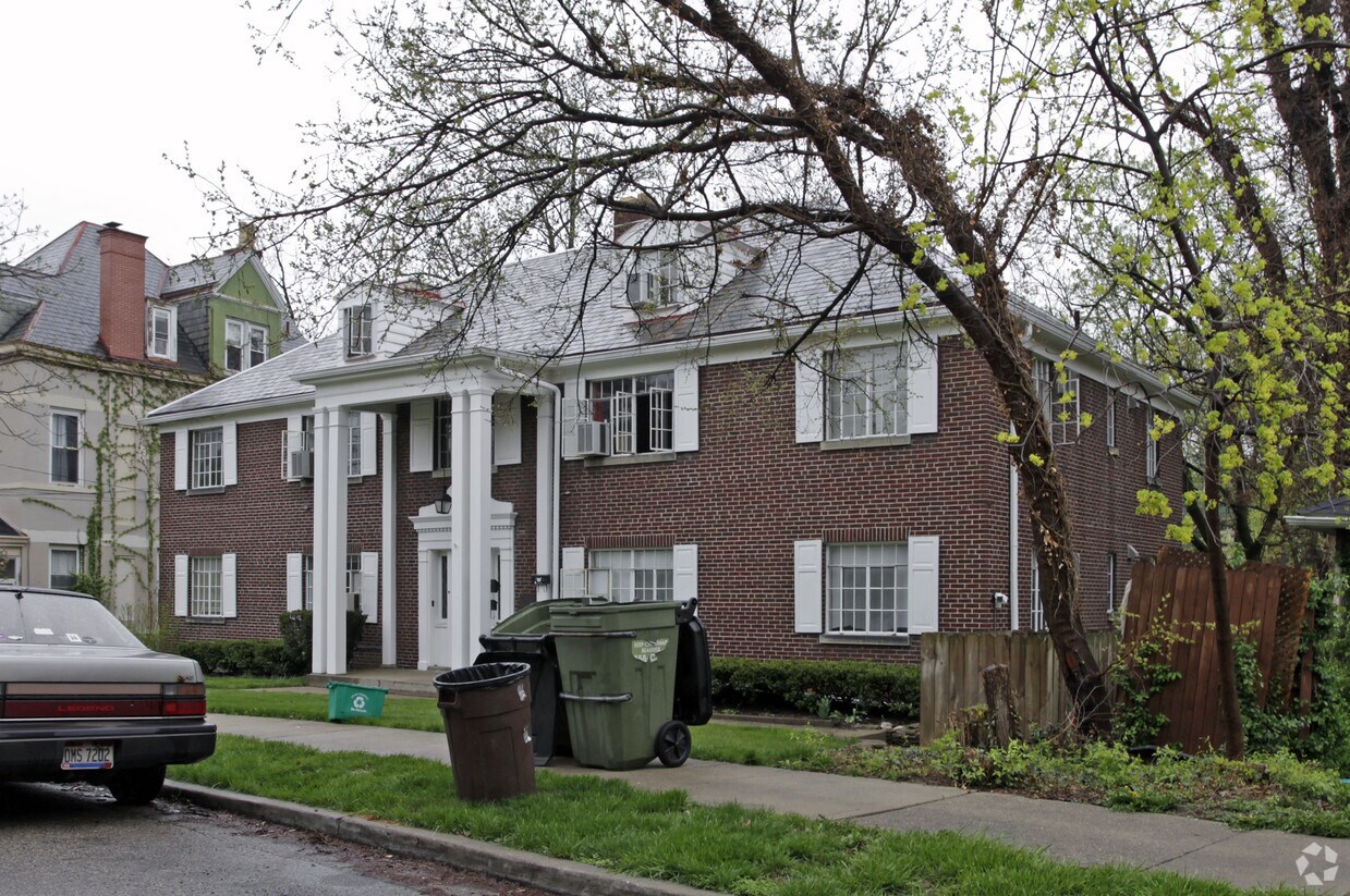 Building Photo - 220 Loraine Ave