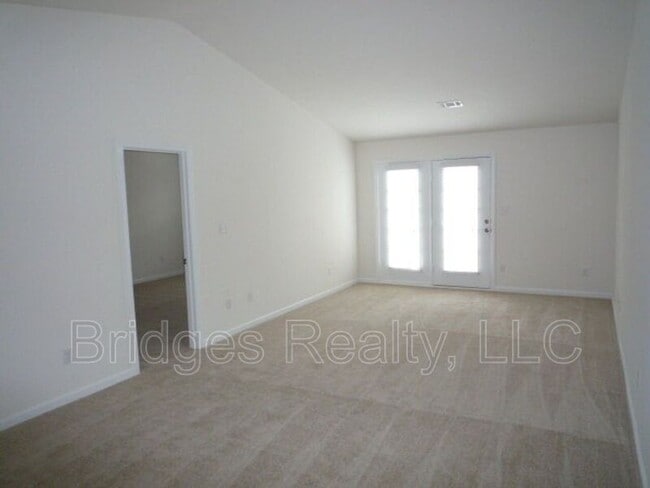 Foto del edificio - 5072 Wheeler Lake Rd