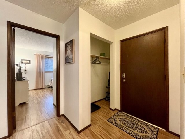 Building Photo - 1220 Glacier Ave