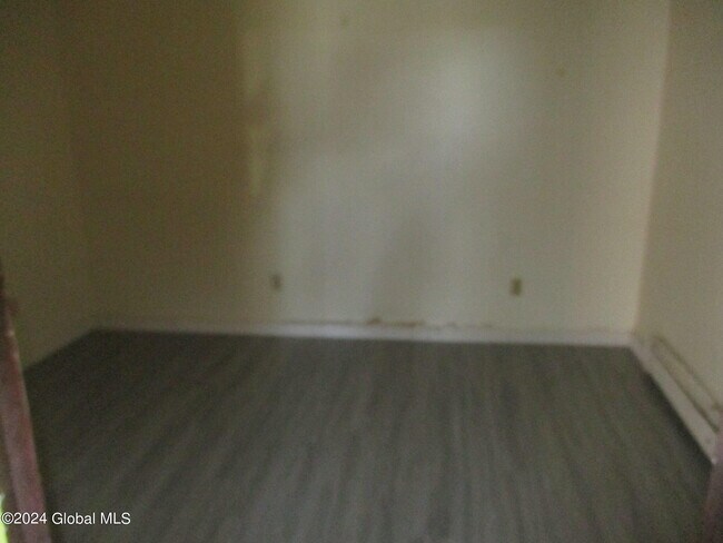 Building Photo - 20 Cataract St