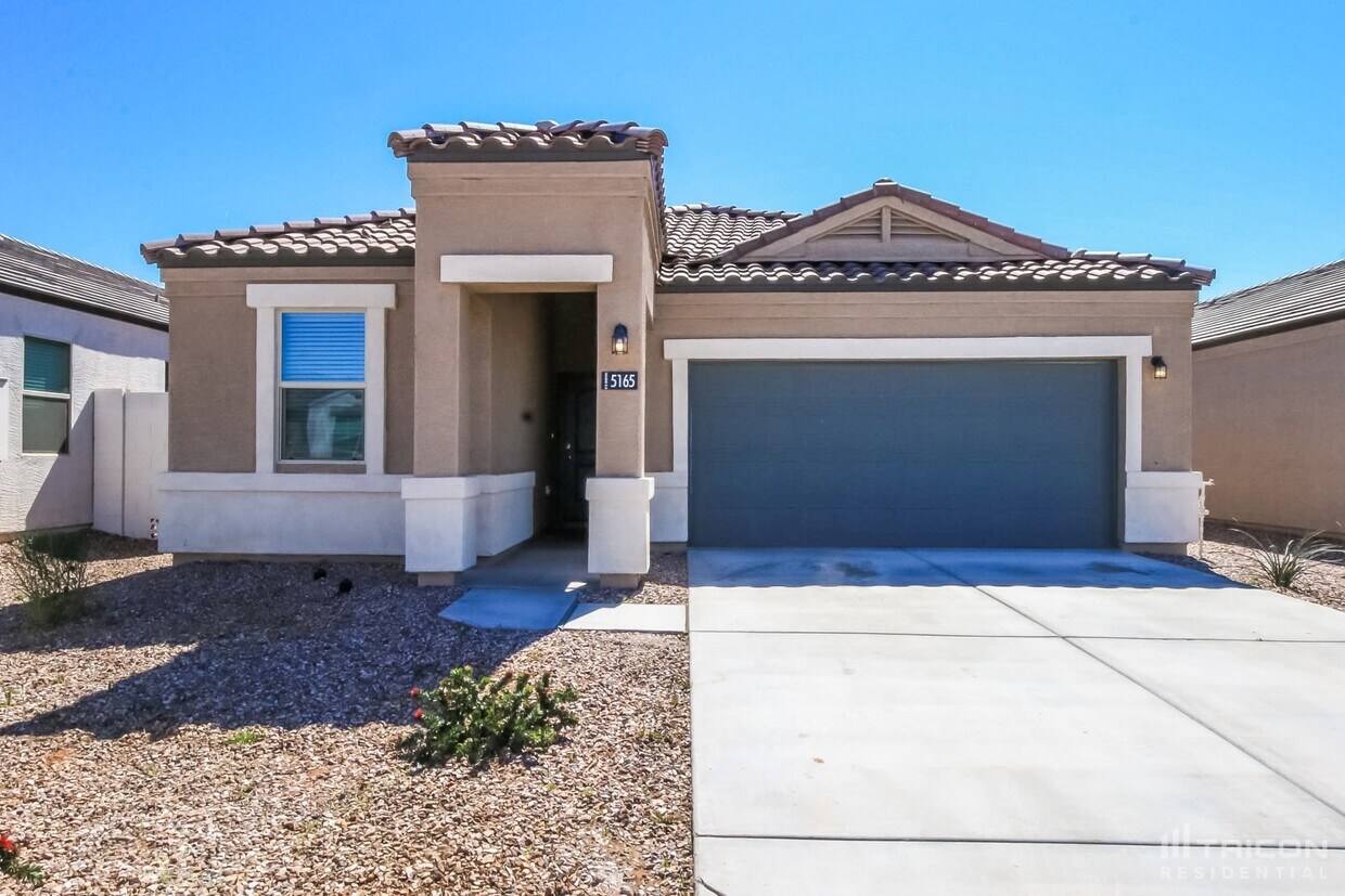 Foto principal - 5165 E Sharbel Rd