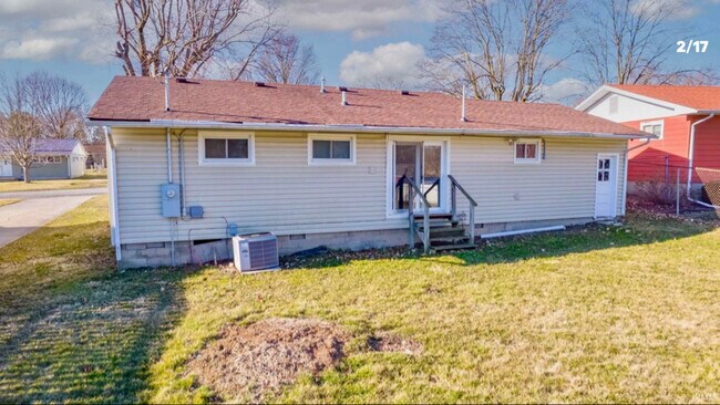 Building Photo - 3227 S Koldyke Dr