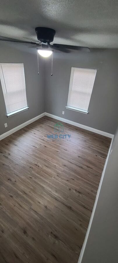 Photo - 2003 E 8th St House