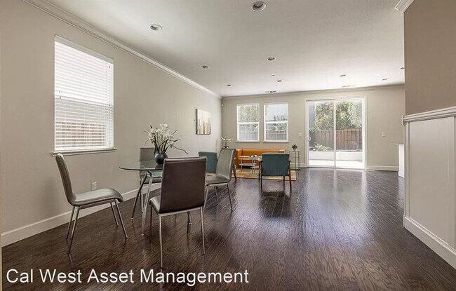 Building Photo - 4 br, 2.5 bath House - 168 Lusitano Way