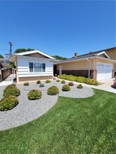 Building Photo - 8743 Dorion St