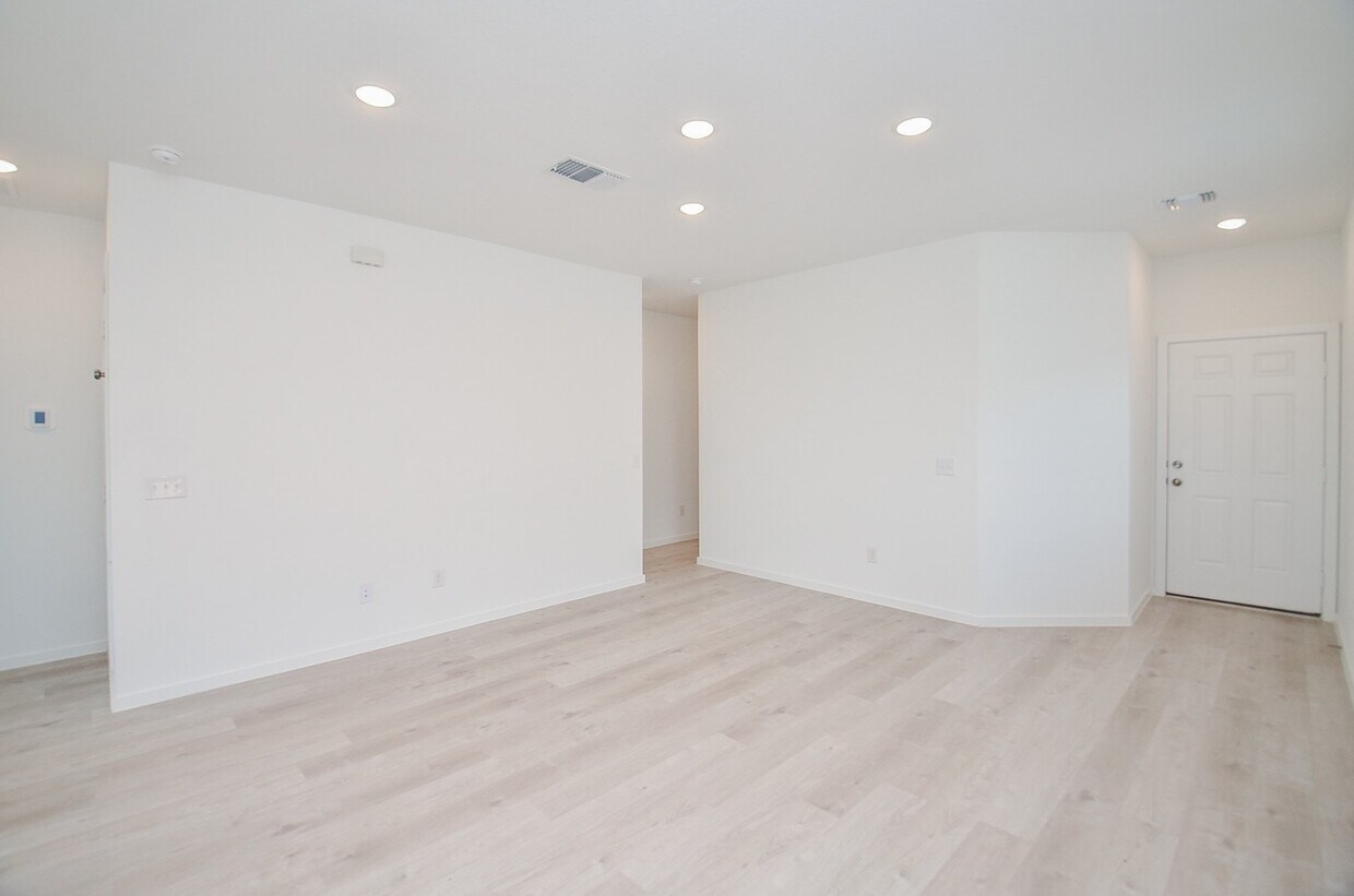 Primary Photo - 23014 Deanston Dr
