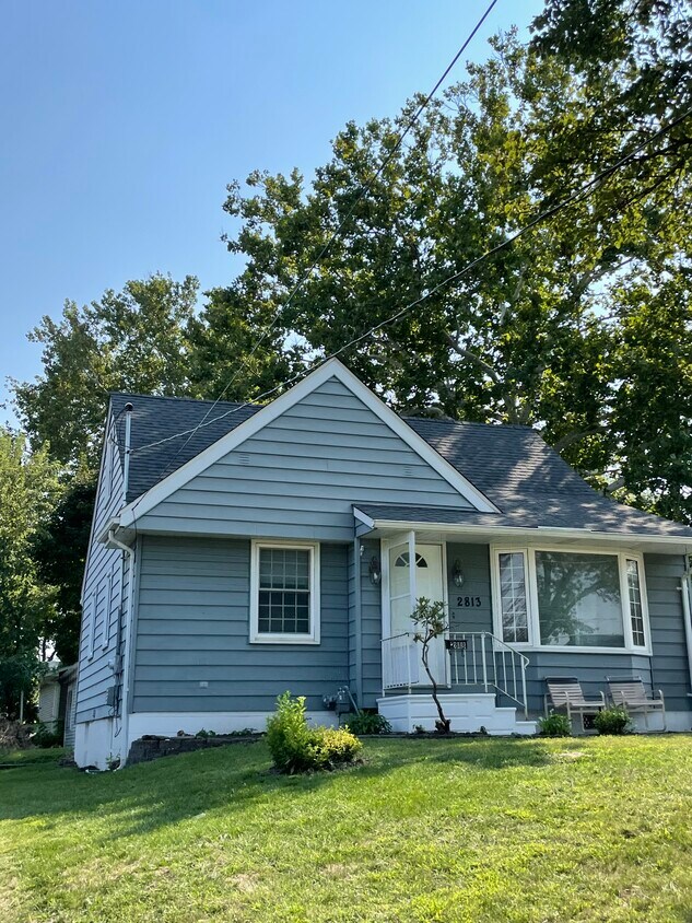 Foto principal - 2813 Hull Ave