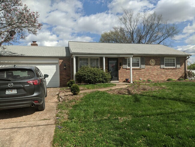 Building Photo - 528 N Rock Hill Rd