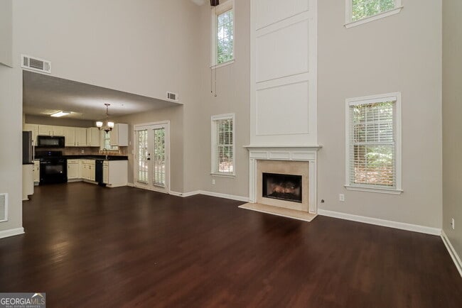 Building Photo - 1515 Evanston Ct
