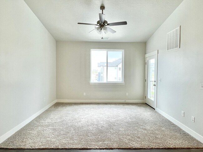 Foto del edificio - Beautiful Lehi Condo with Views!