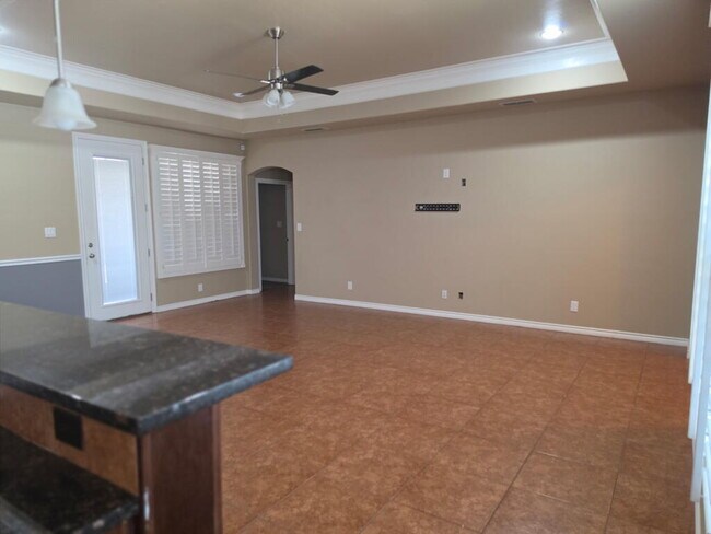Foto del edificio - 7103 Kinghorn Dr