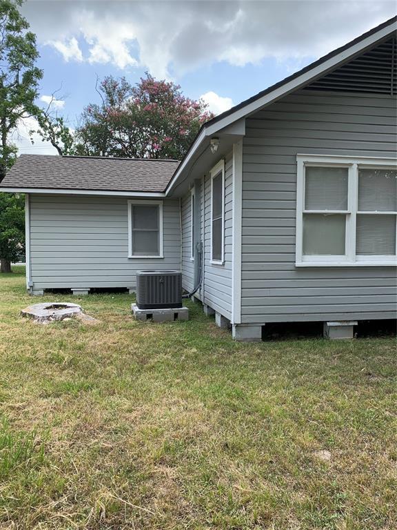 Building Photo - 8921 Ramin Dr