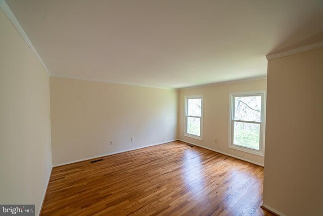 Building Photo - 2412 Countryside Dr