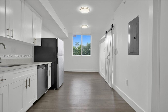 Foto del edificio - 1620 NW 18th St