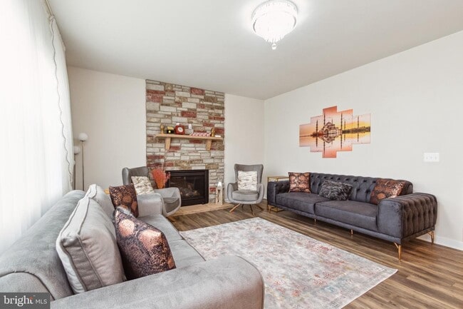 Building Photo - 2089 Whithorn Hl