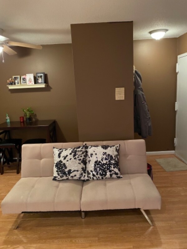 Foto del edificio - 206 Woodland Dr