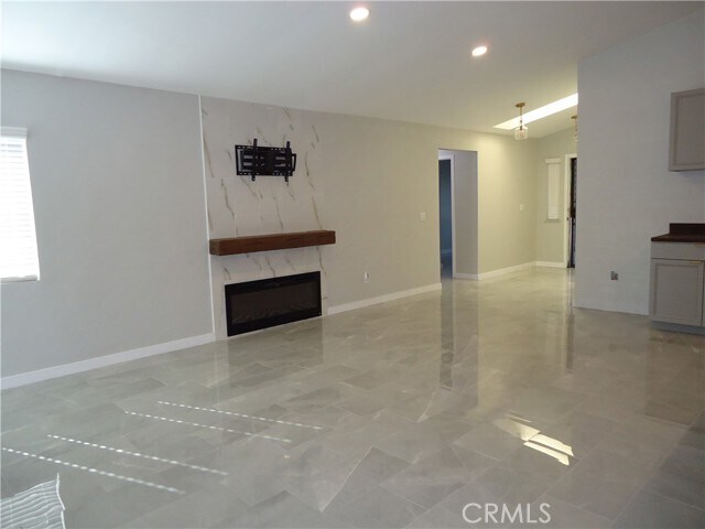 Foto del edificio - 1330 Susan Ave