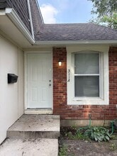Building Photo - 311 Hawthorne Ct