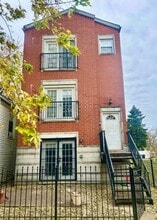 Building Photo - 5412 S Loomis Blvd