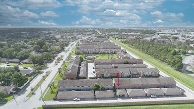Building Photo - 11667 Sabo Rd