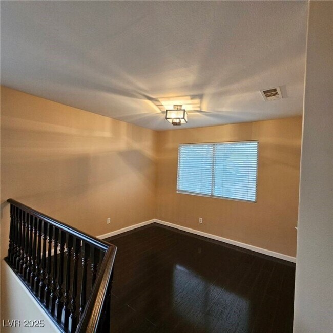 Foto del edificio - 1008 Venetian Hills Ln