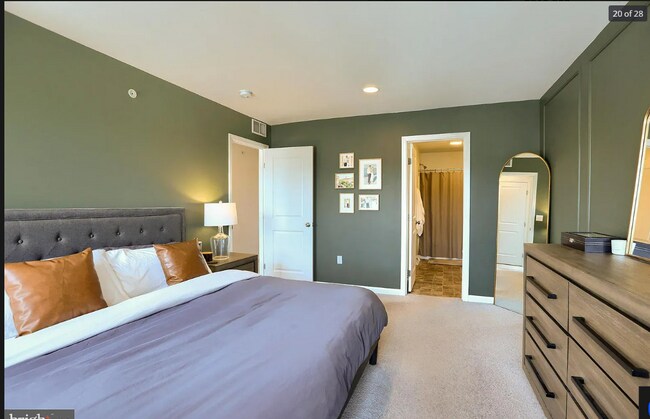 Foto del edificio - 3204 Greenwood Wy
