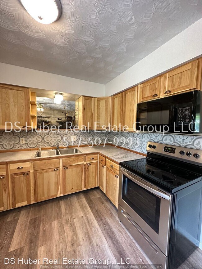Building Photo - 3 br, 1.5 bath House - 3315 Nonette Drive