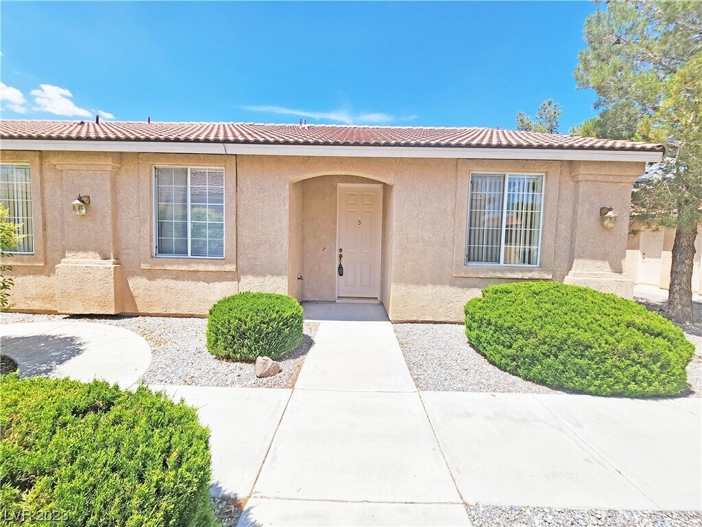 1320 Pocahontas Ave, Pahrump, NV 89048 Townhome Rentals in Pahrump NV