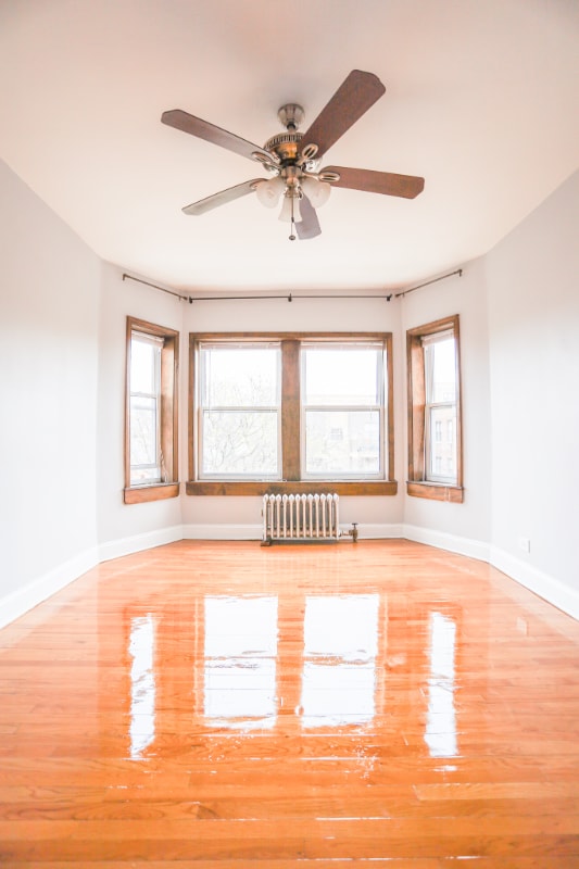 Primary Photo - 6956 N Ashland Ave