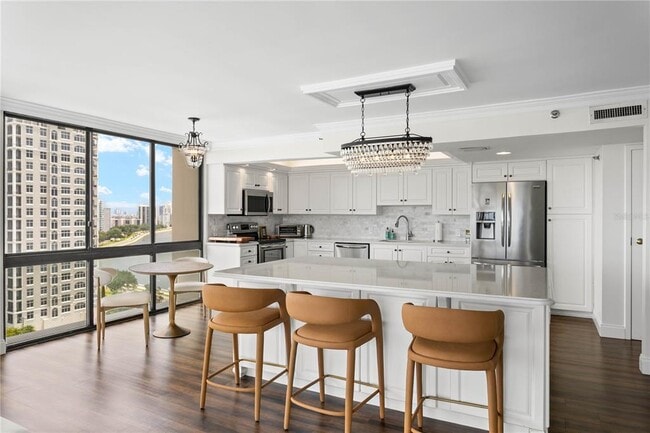 Foto del edificio - 3301 Bayshore Blvd