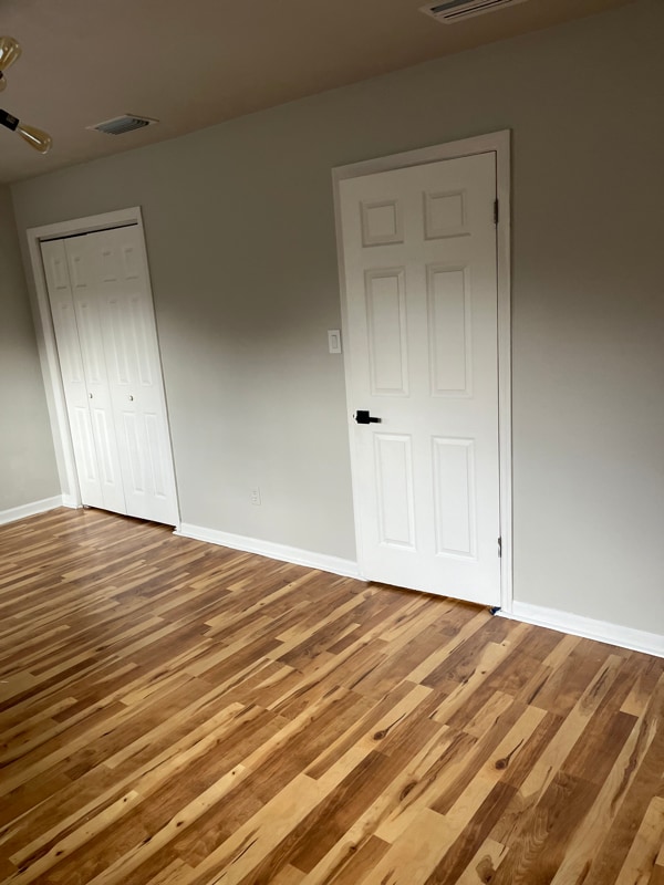 Building Photo - 1307 Cross Creek Cir