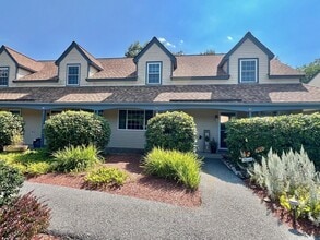 Building Photo - 64 Kennedy Dr