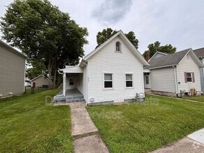 Building Photo - 829 Steele Ave