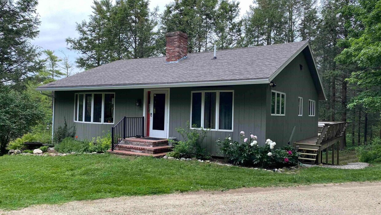 518 Haley Rd, Kittery, ME 03905 Townhouse for Rent in Kittery, ME