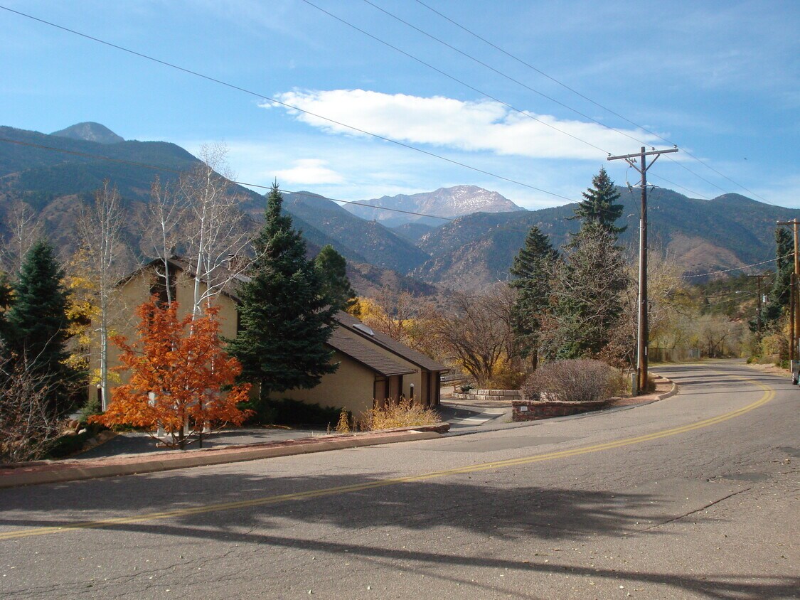 331 El Paso Blvd Unit C, Manitou Springs, CO 80829 Condo for Rent in