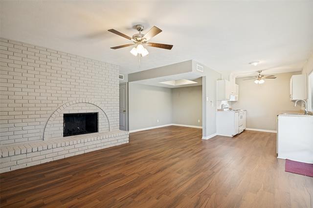 Foto del edificio - 5709 Christie Ln