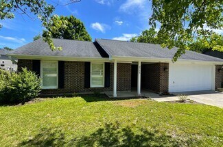 Building Photo - 8708 Shoreham Blvd
