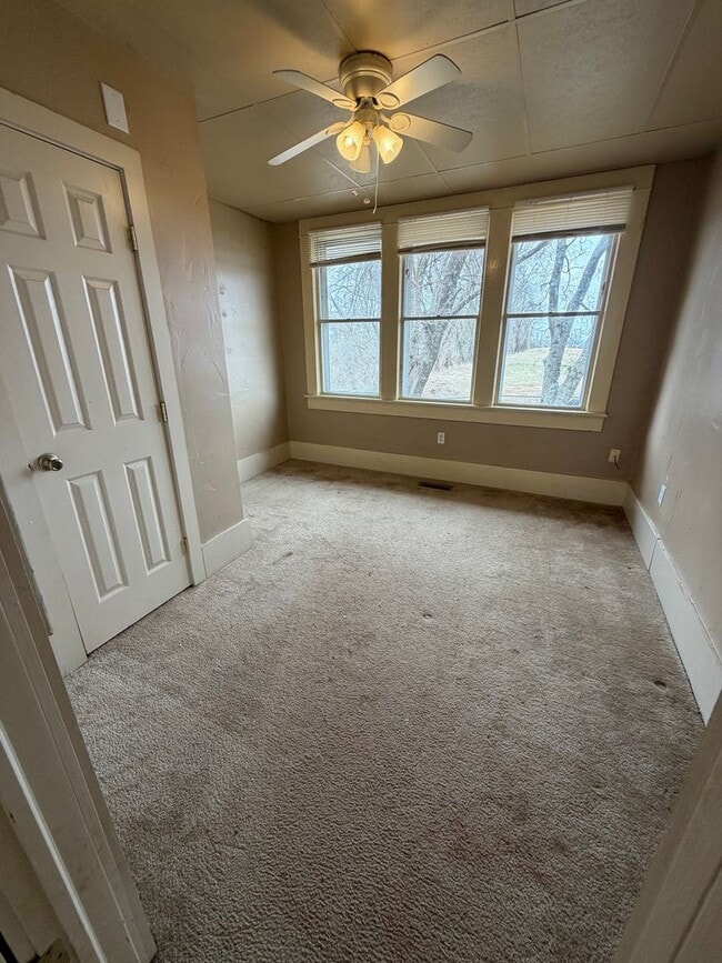 Foto del edificio - 1600 S T St