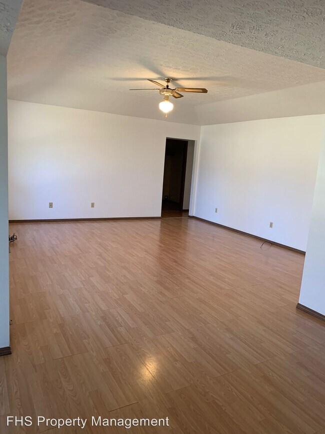 Foto del edificio - 2 br, 1.5 bath House - 547 W Edgewood St