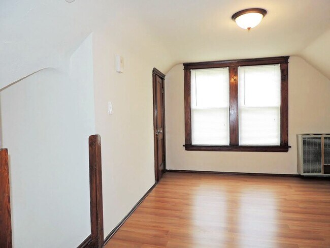 Foto del edificio - 1656 Eddington Rd