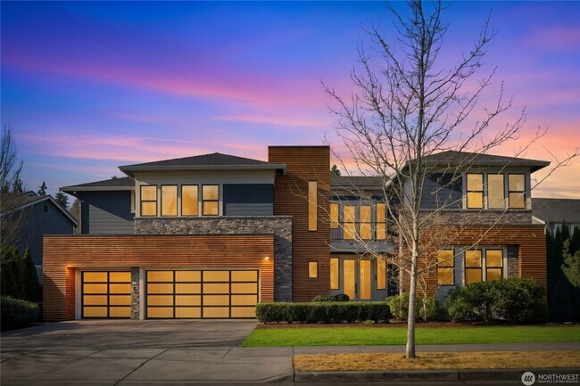 Foto del edificio - Stunning 5 bd 4.5 bath 5000 sqft Bothell Single Family House. Move in ready!!